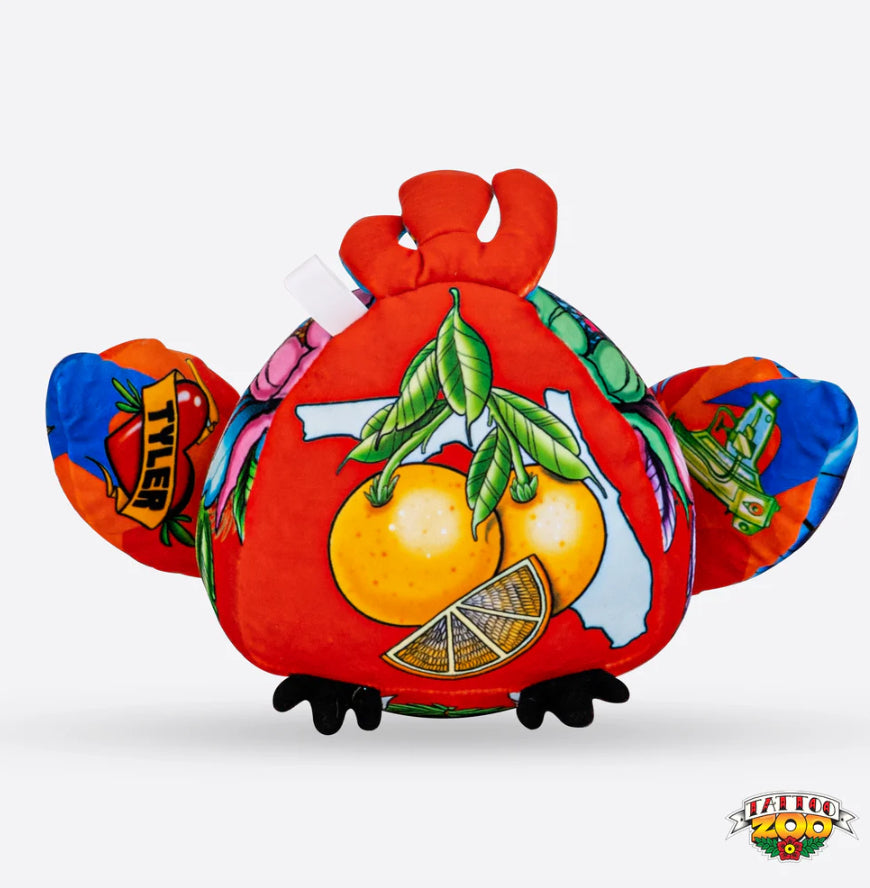 Toruk the Prima Donna Macaw