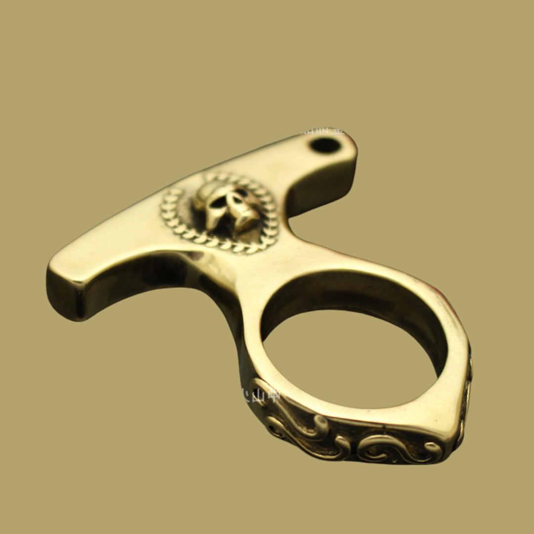 Llavero de nudillos de latón